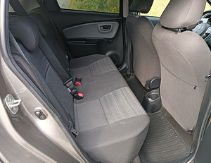 Toyota Yaris 1.3 73kW 2017 (10 foto / 15)