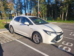 Toyota Corolla Hybrid 2020a. (3 foto / 7)