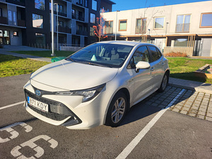 Toyota Corolla Hybrid 2020a. (4 foto / 7)