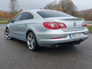 VW PASSAT CC 2.0TDI 125kw (2 foto / 7)