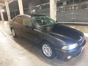 BMW 525 120KW Facelift atm 2003a (1 foto / 7)