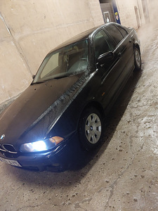 BMW 525 120KW Facelift atm 2003a (3 foto / 7)