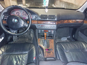 BMW 525 120KW Facelift atm 2003a (6 foto / 7)