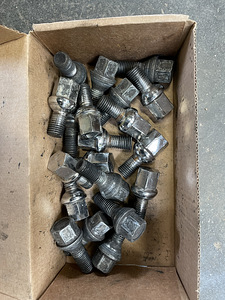 Mercedes MB R15 Ilukilpide Komplekt (5 foto / 5)