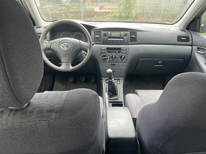 Toyota corolla ls 143000 km (3 foto / 3)