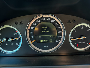 Mercedes Benz C220 2.1 125kw 2007 (11 foto / 14)