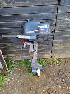 Лодочный мотор Yamaha F4