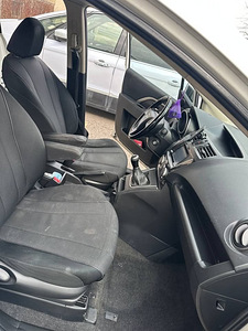 Mazda 5 | 7 kohta | Diisel | Ökonoomne ja praktiline pere (9 foto / 15)