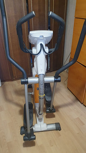 Müüa Elliptiline trenažöör jalgadele. (1 foto / 6)
