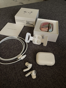 Apple AirPods Pro (3 фото из 3)