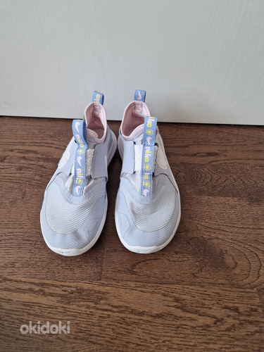 Кроссовки Nike размер 33
