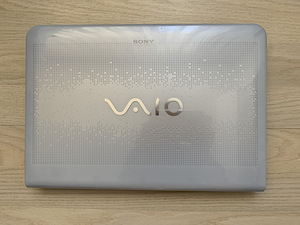 Sony VAIO - PCG - 61211M (2 foto / 6)