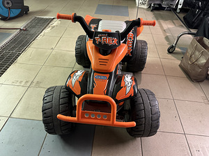 Laste elektriline ATV T-Rex 12V PegPerego (2 foto / 6)