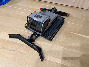 Lumesahk Bruder Prinoth Snow Groomer Leitwolf 1:16 (4 foto / 5)