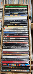 Magistrali Kirbukas CD-plaatide müük (2 foto / 7)