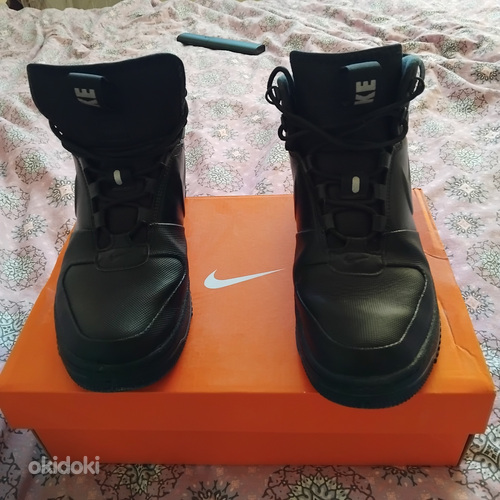 Meeste Nike tossud s 43