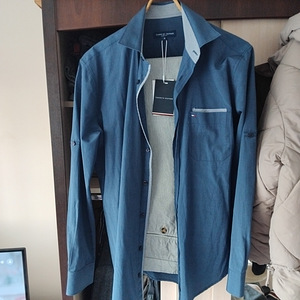 Meeste püksid ja särk Tommy Hilfiger,nagu (1 foto / 6)