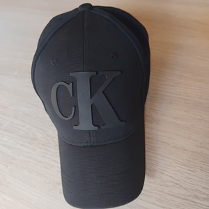 Noka müts Calvin Klein (1 foto / 5)