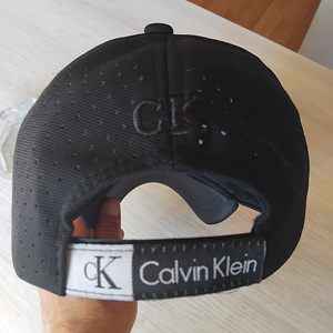 Noka müts Calvin Klein (3 foto / 5)