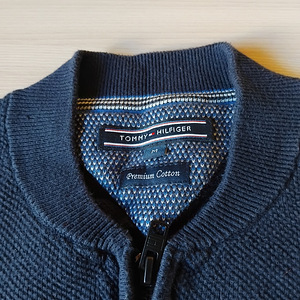 Meeste kampusun Tommy Hilfiger,Guees,Gamel Activ (4 foto / 9)