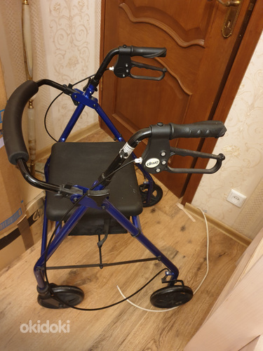 Инвалидная коляска тележка для передвижения новая (фото #1)