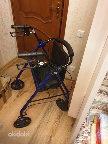 Инвалидная коляска тележка для передвижения новая (фото #4)