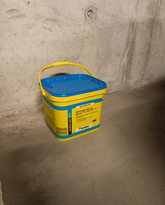 10L Weber bituumen aluskrunt primer hüdroisolatsioon (3 foto / 3)