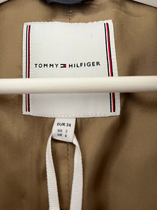 Tommy Hilfiger (5 foto / 5)