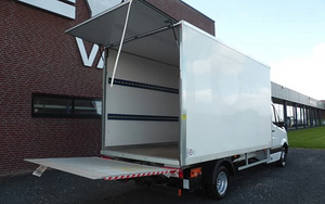 Transport kolimine kolimisteenused alusel kauba vedu rokla