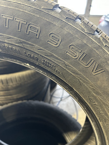 Nokian Hakkappelita 9 SUV (6 foto / 8)