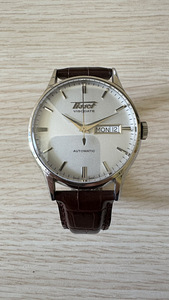 TISSOT HERITAGE VISODATE AUTOMATIC (1 foto / 6)
