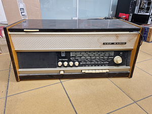 VEF RADIO (1 foto / 3)
