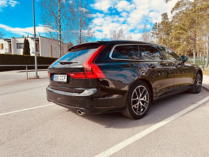 Volvo V90 (2 foto / 13)