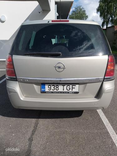 Opel Zafira 18l 103kW (фото #6)