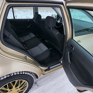 VW Golf 1,6 75kW ATM PACIFIC (7 foto / 15)
