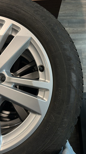 Оригинальные диски Audi R17 5x112 с шинами M+S Goodyear (5 фото из 6)