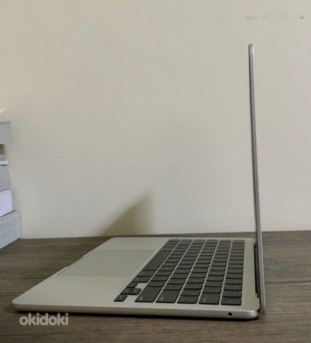 Apple Macbook Air M2 13.6 8/256GB Silver как новый! (фото #2)