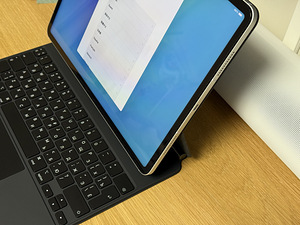 Apple iPad 12.9 Magic Keyboard ENG/Rus (4 foto / 4)