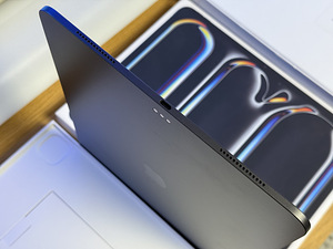 Apple iPad Pro 13 M4 256GB WiFi Black uueväärne. Aku 100% (5 foto / 10)