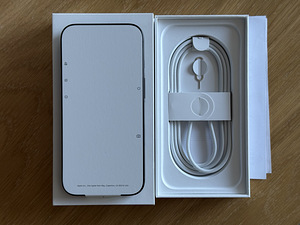Apple iPhone 16 Black 128GB uus aktiveerimata! Garantii (2 foto / 4)