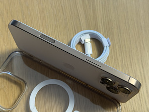 Apple iPhone 16 Pro Max Desert Ti 256GB uueväärne! Aku 95% (3 foto / 8)