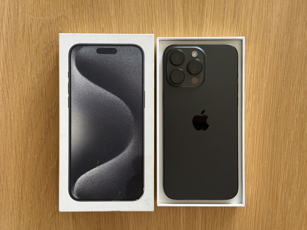 Apple iPhone 15 Pro Max Black Ti 256GB v heas korras!