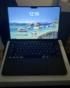Apple MacBook Pro 14 M5 Pro 24/2TB Space Black как новый! (3 фото из 7)
