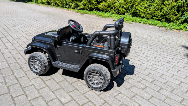 Laste elektriauto Jeep BRD 2x45W, must