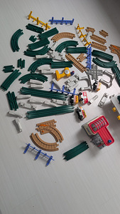 Большой комплект железной дороги Fisher-Price GeoTrax (5 фото из 7)