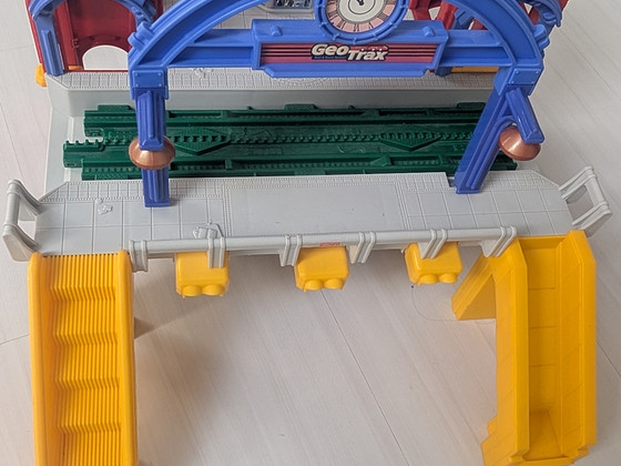 Большой комплект железной дороги Fisher-Price GeoTrax
