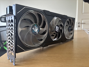 PowerColor Radeon RX 7900 XTX Hellhound (1 foto / 2)