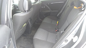 Toyota Avensis 2.0 / 2012 a. (8 foto / 8)