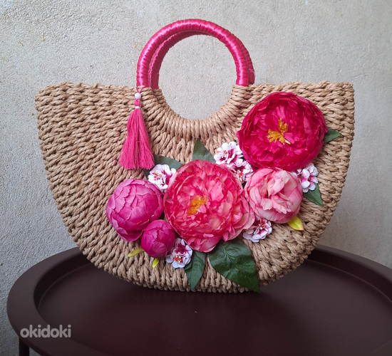 Boho-stiilis pojengidega raffiakott | Punutud suvekott |