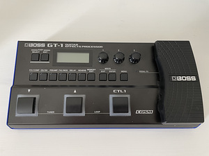 Boss GT-1, kitarri multi-effekti protsessor (1 foto / 2)